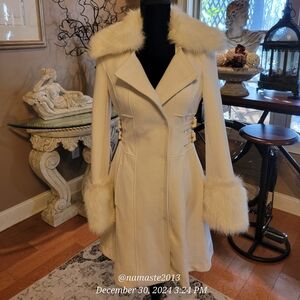 Bebe Wool Blend Corset Waist Pea Coat Faux Fur Collar and Cuffs Designer #500